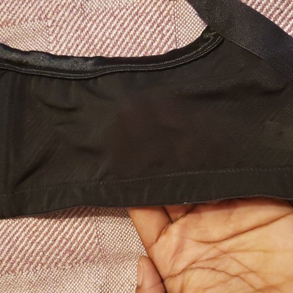 Silky black bra (XXL) - Picture 4 of 5